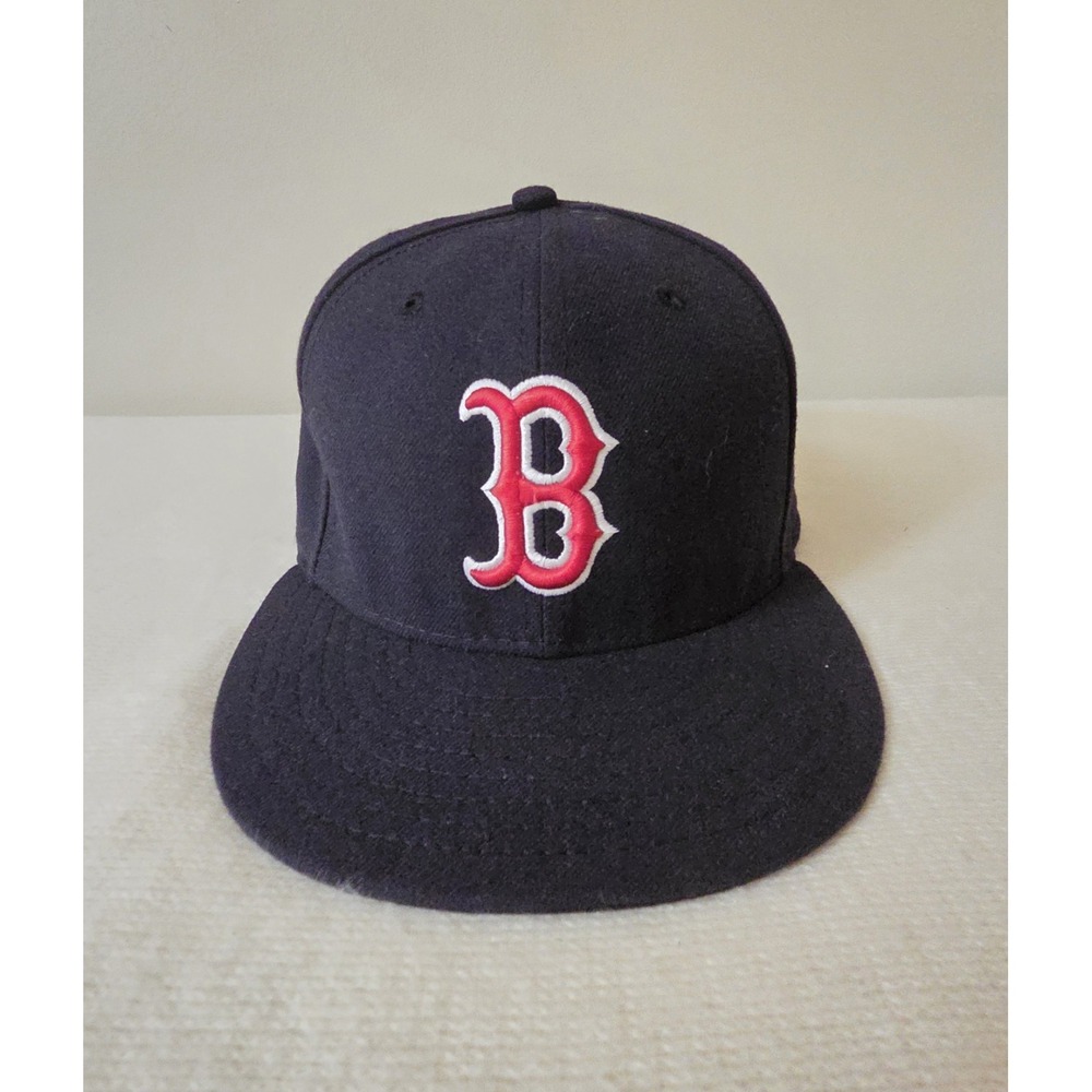 NWOT Boston Red Sox New Era 59Fifty Offcl MLB On-Field Fitted Baseball Cap 7 5/8